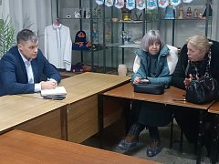 Депутат Александрово-Гайского МС Дмитрий Корнев провел встречу с избирателями