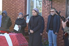 В Александров Гае прозвучали прощальные орудийные залпы