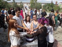 Студенты Александрово-Гайского политехнического лицея снимают видеоролики о жизни своего учреждения