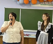 Интеллектуальная битва на черно-белых досках: в школах Александрово-Гайского района определили сильнейших шахматистов