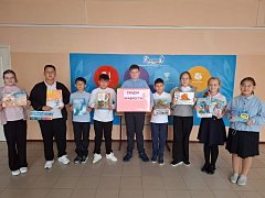 Александровогайские школьники собирают сокровища «Сундука Храбрости»