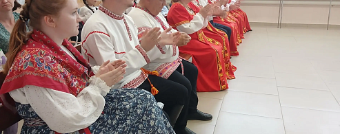 В Александрово - Гайском Доме культуры состоялся праздник народного творчества