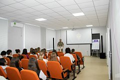 На страже будущего: александровогайских школьников познакомили со службой пограничников