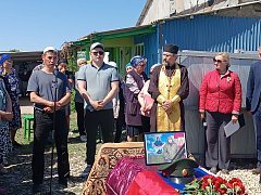 В Варфоломеевке простились с воином