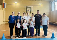 В Александровом Гае прошёл спортивный праздник «Единством сильны, дружбой богаты»