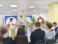 «Портал в Лукоморье» открылся в детской библиотеке Александрова Гая