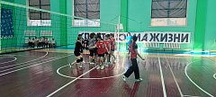 Среди юношей и девушек из Александров Гая состоялось Первенство по волейболу 