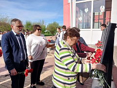  В Александровом Гае открыли мемориальные доски героям в День Георгия Победоносца