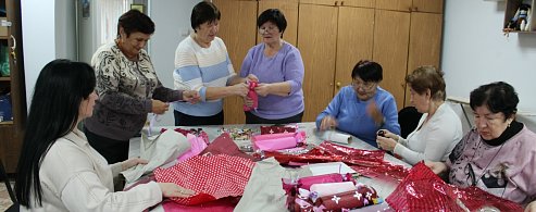 Волонтеры Александрово-Гайского района продолжают помогать военнослужащим