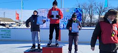 В Александров Гае прошли соревнования по конькобежному спорту