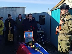 Прощание с Николаем Сюсюкиным: траурный митинг в Александров Гае