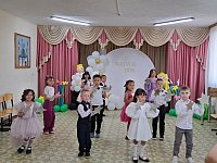 В Александров Гае царит «выпускной бум»