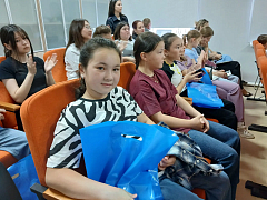 Александрово-Гайская молодёжь: энергия, таланты и любовь к Родине