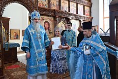 Владыка Феодор разделил радость праздника с александровогайскими православными