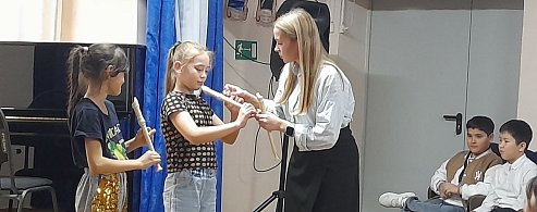 В Александрово – Гайской школе искусств молодой специалист 