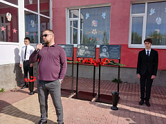  В Александровом Гае открыли мемориальные доски героям в День Георгия Победоносца