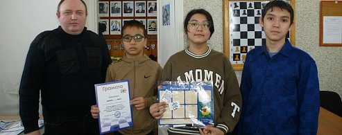 В Александров Гае прошла шашечная баталия