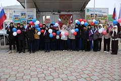 12-летие воссоединения Крыма с Россией александровогайцы отметили торжественным митингом