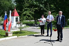 «Чтобы небо было чистым»: в Новоалександровке простились с героями СВО 