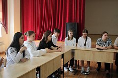 Молодежь Александрово-Гайского района обсудила перспективы развития с представителями власти