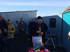 Прощание с Николаем Сюсюкиным: траурный митинг в Александров Гае