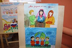 Финал проекта «Слышим каждого»: в Александрово-Гайском районе прошел фестиваль, объединивший поэзию, фольклор и семейное творчество