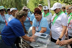 Александров Гай встретил «серебряных» активистов