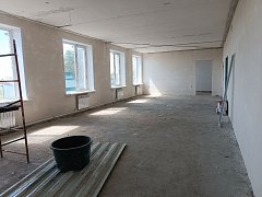 В Александров Гае продолжается ремонт здания будущего Молодёжного центра 