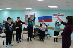 В Александрово-Гайском КЦСОН провели экскурсию для пожилых людей