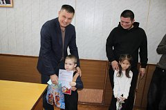 Газета «Заволжские степи» наградила победителей конкурса «Символ года»