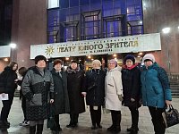 Жители Александров Гая посетили Саратовский ТЮЗ
