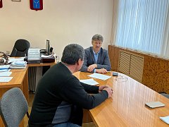 Глава Александрово-Гайского района провел личный прием граждан