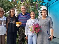 С уважением к труду: в Новоалександровке поздравили ветеранов сельского хозяйства 
