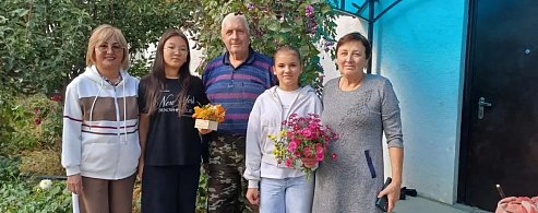 С уважением к труду: в Новоалександровке поздравили ветеранов сельского хозяйства 