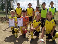 Команда Александрово-Гайского района стала победителем межрайонного турнира по футболу 
