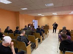 Семья Беспятовых подарила «Весеннее настроение» бойцам